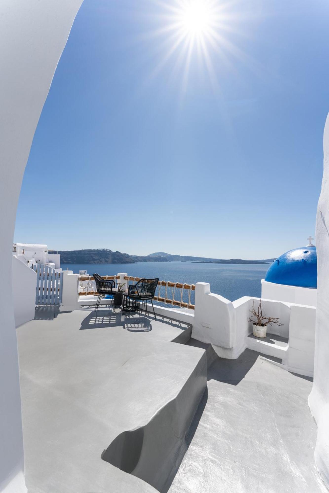 Luxus Vip Suites Oía Exterior foto